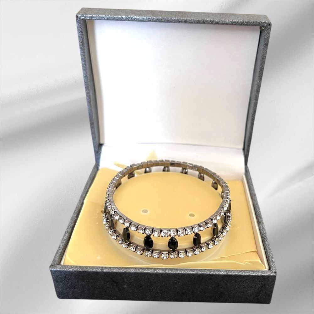 Silver and Black stretchy Bracelet